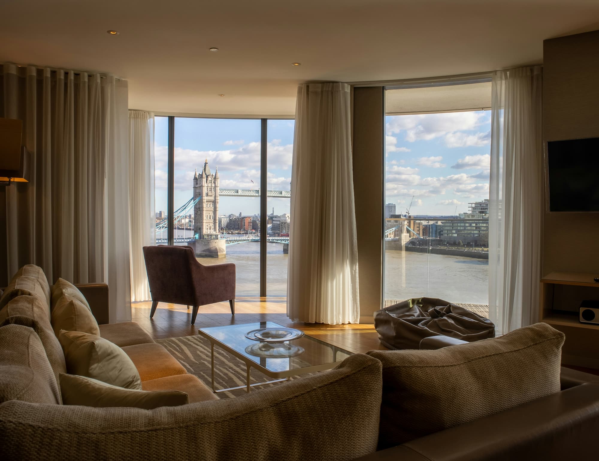 Overseas landlord managing a London rental property remotely